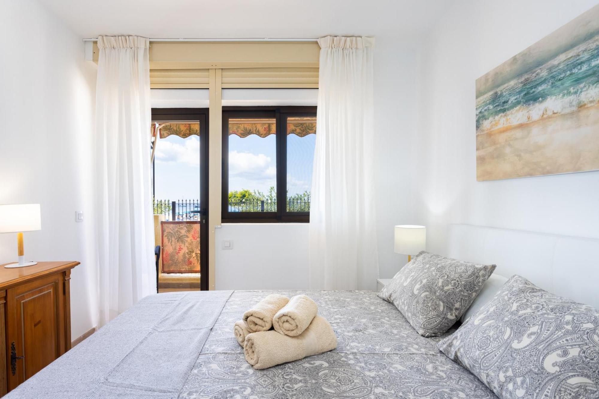 Frontline Playa Las Vistas With Pool, Parking, Sea Los Cristianos  Extérieur photo